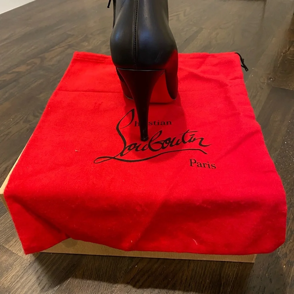 Christian Louboutin Belle100 black bootie size 38 - Picture 6 of 9